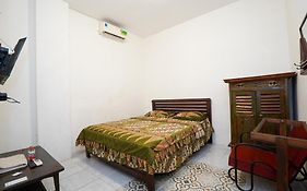 Griya Gribig Guest House Mitra Reddoorz